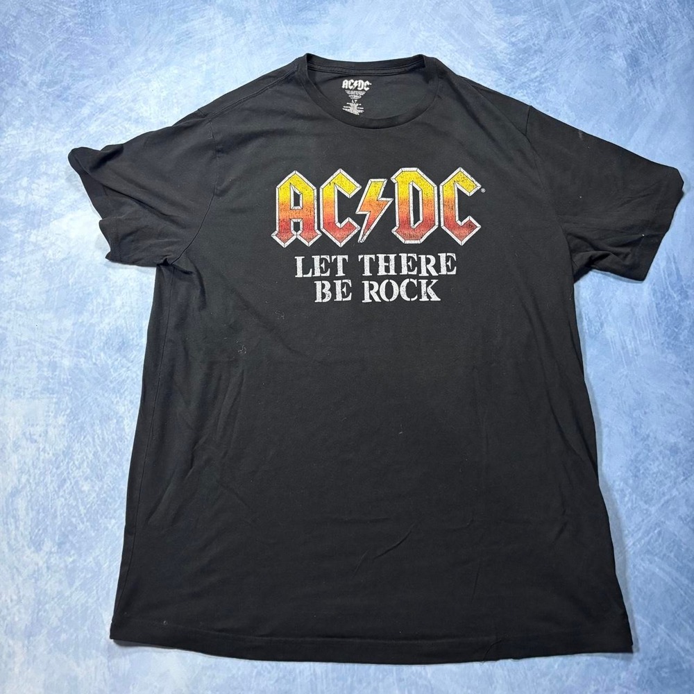 AC/DC black band tee graphics tee